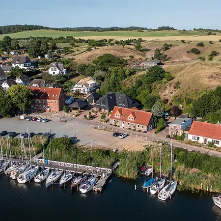 Apartament Seebruecke 5 *