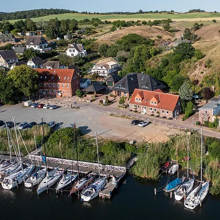 Apartament Seebruecke 5 *